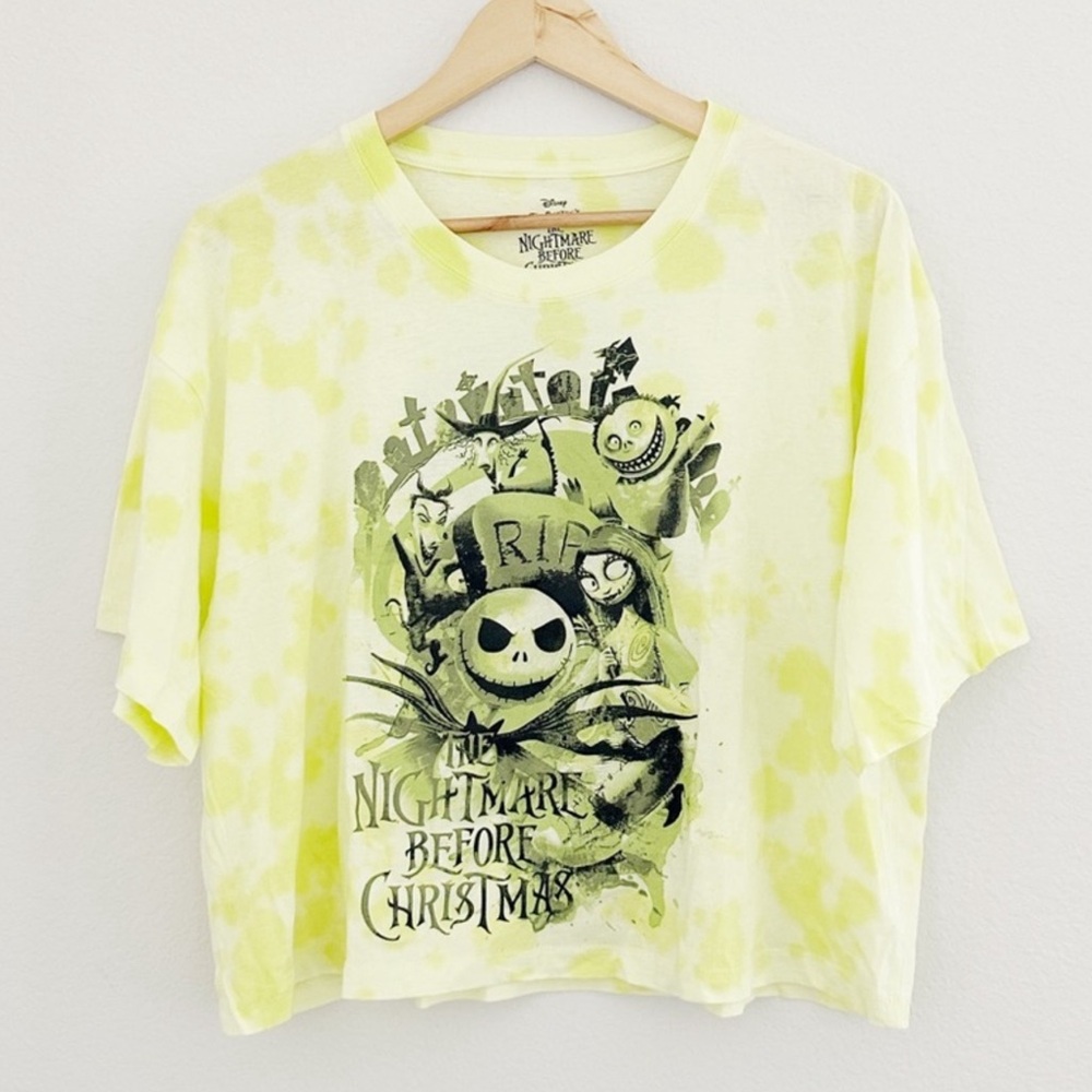 The Nightmare Before Christmas Cropped Graphic Tee